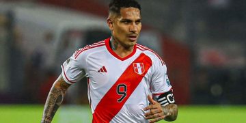 Paolo Guerrero anuncia su retiro oficial de la selección peruana