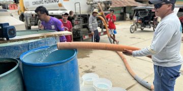 Distribuyen 31 mil metros cúbicos de agua potable en favor de poblaciones vulnerables de 10 regiones ante emergencias