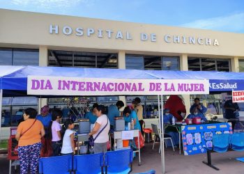 ESSALUD REALIZA CAMPAÑA PREVENTIVA CONTRA EL CÁNCER DE MAMA