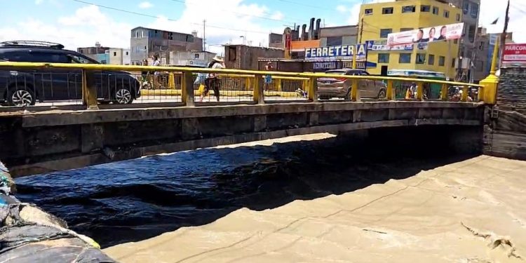 Obras en el río Ica se paralizan temporalmente por crecida de aguas