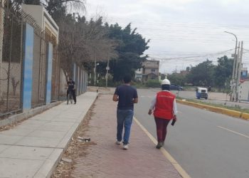 Residentes de urbanizaciones El Bosque y Periodistas del Perú en Ica afectados por obra vial defectuosa