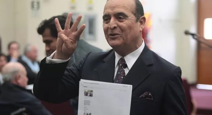 Empresas ofrecen trabajo a Vladimiro Montesinos, podría salir de prisión en 2026