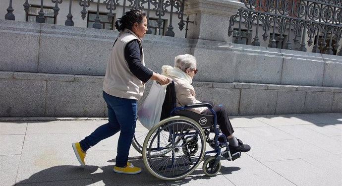 Terremoto de Gran Magnitud: Guía de Autoprotección Esencial para Personas en Silla de Ruedas