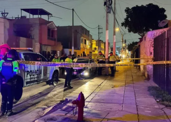 Asesinan a padre de familia en la puerta de su casa en el Callao
