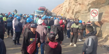 Gobierno denunciará penalmente a dirigentes de pequeños mineros por bloqueo de carreteras