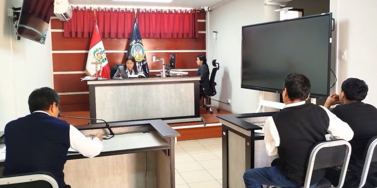 Condenan a más de nueve años de prisión a joven por robo de celular en Ica