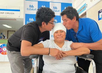 Ucayali: extirpan tumor cerebral de 400 gramos a mujer de 50 años