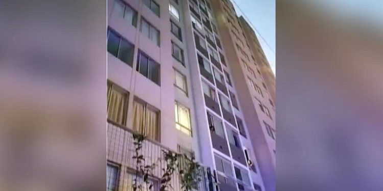 Niña de 6 años muere tras caer del piso 16 de un edificio en Comas