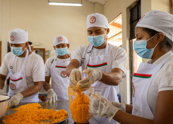 Historias de éxito que transforman vidas en Fe y Alegría