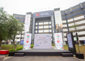 Google y la UCV sellan alianza para impulsar el futuro digital de miles de estudiantes