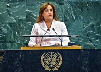 Le apagan el micrófono a Dina Boluarte durante discurso en la ONU sobre igualdad de género por exceder el tiempo