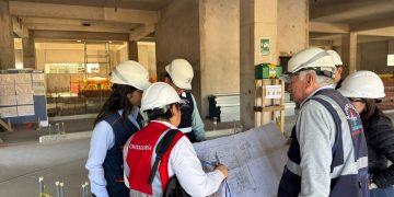 Contraloría advierte retrasos y ausencia de personal en obra del Hospital de Palpa