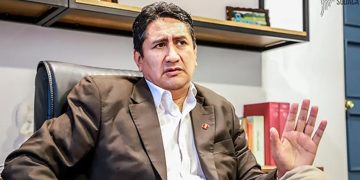Vladimir Cerrón analiza la caída de Dina Boluarte y confirma participación de Perú Libre en Elecciones 2026