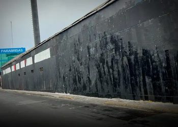 Borran mural en homenaje al rapero fallecido durante protesta del 15 de octubre