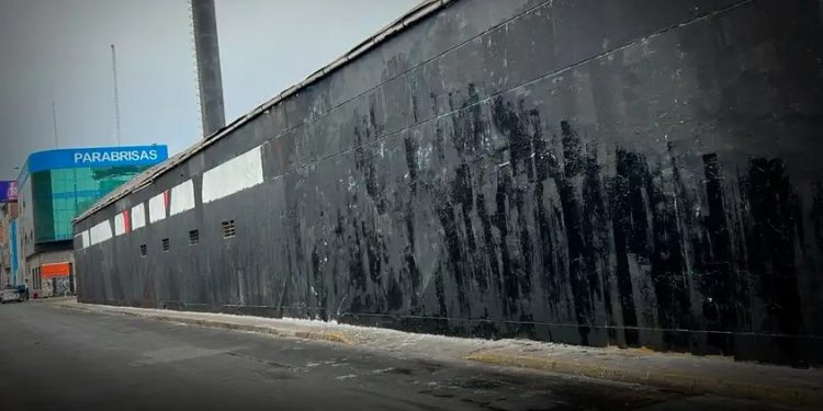 Borran mural en homenaje al rapero fallecido durante protesta del 15 de octubre