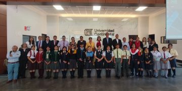 Estudiantes de Ica destacan en final de concurso de relato sobre «El Señor de Luren»