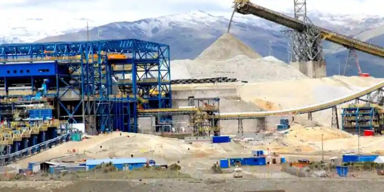 Minería en Ica aporta significativamente a la economía regional y al empleo formal