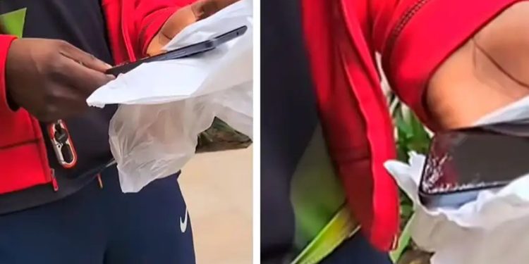 Taxista devuelve un celular que cliente dejó en su auto, pero le reclama por entregárselo con la pantalla rota: “no estaba así”