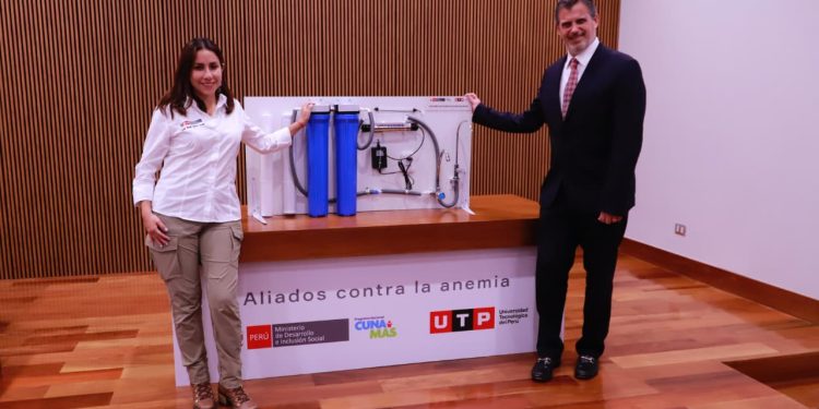 Más de 20 mil niños de 11 regiones del país serán beneficiados con agua para asegurar una infancia sin anemia