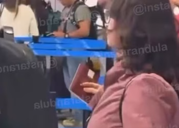 Mario Irivarren es captado en el Aeropuerto Internacional Jorge Chávez tras recientes revelaciones