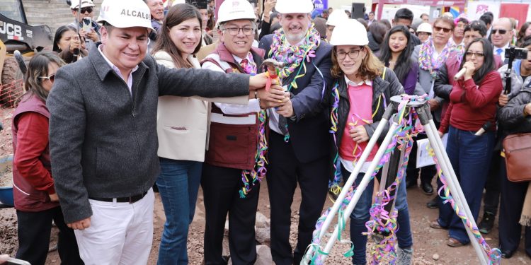 UTP y Gobierno Regional del Cusco inician modernización de colegio en Wánchaq mediante Obras por Impuestos