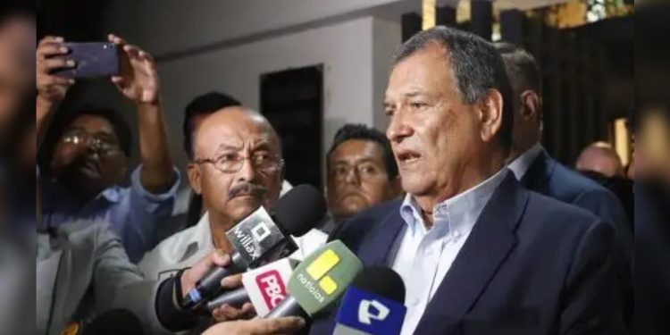 Tensión post-electoral: Jorge Nieto exige pruebas a López Aliaga ante denuncias de fraude