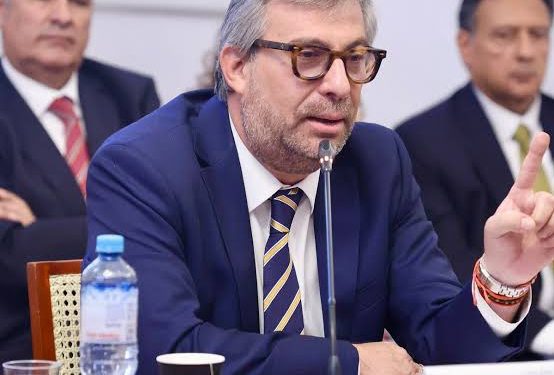 JNJ acepta por unanimidad la renuncia de Piero Corveto a la ONPE