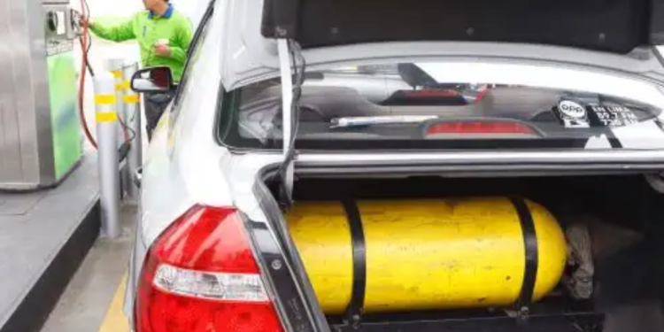 Taxistas de Ica, Lima y Callao ya pueden cobrar bono de S/ 120 para consumo de GNV