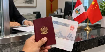 China confirma ingreso sin visa para peruanos por 30 días y cuestiona los rigurosos controles migratorios en “cierto país”