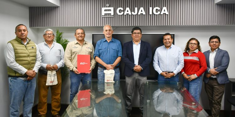 Caja Ica y ONG Perú mejor suscriben convenio para impulsar la educación financiera y el desarrollo social
