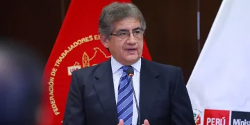 Feriado por visita del papa León XIV: ministro de Trabajo espera pronunciamiento del Vaticano antes de anunciarlo