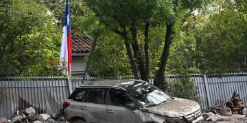 Una tormenta con granizo inunda Santiago de Chile y obliga a declarar alerta roja: miles de hogares quedan sin electricidad