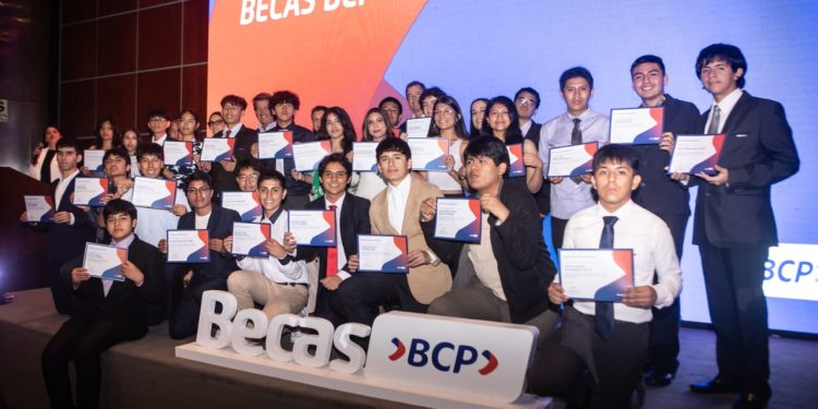 Becas completas para educación superior: ¿Cómo y hasta cuándo postular a Becas BCP?