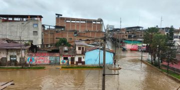Piura y Tumbes seguirán soportando fuertes lluvias en los próximos días, según Senamhi