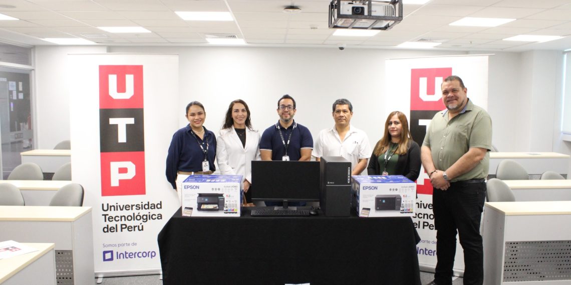 UTP entrega equipos al Hospital Santa María del Socorro de Ica para fortalecer su labor institucional